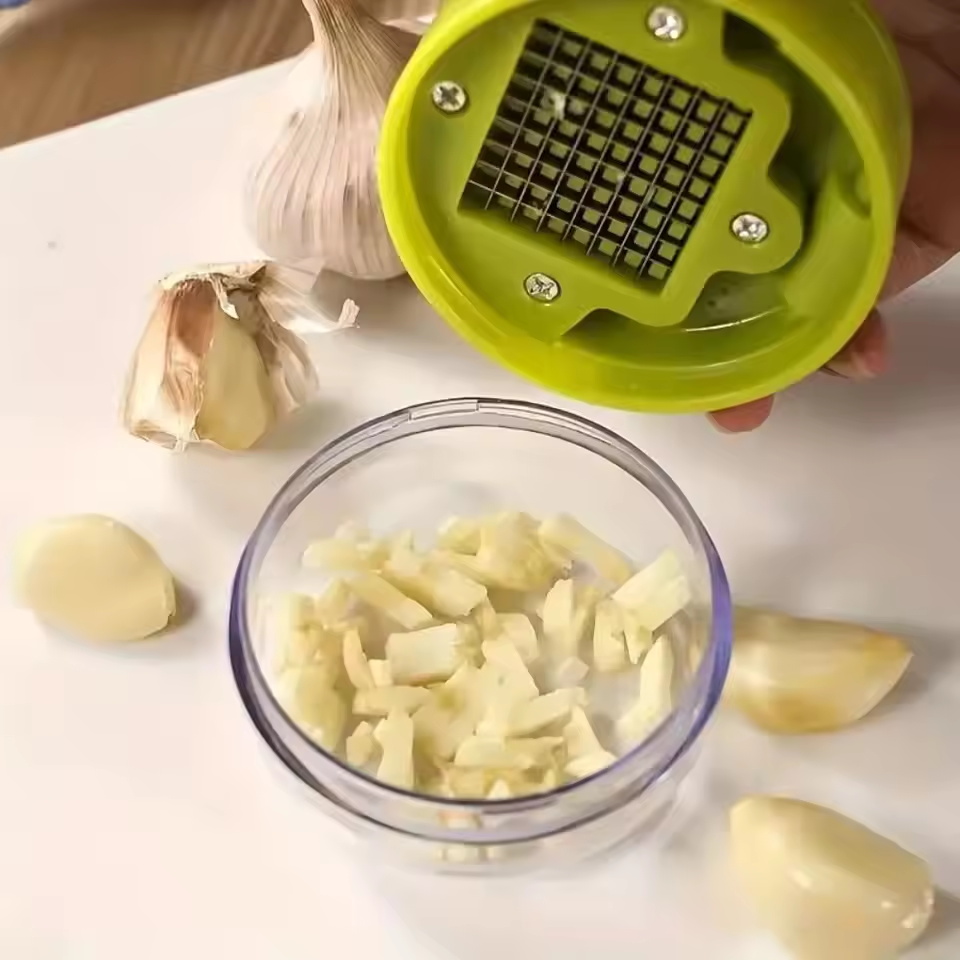 Presse-ail manuel, hachoir à a - Commercial Kitchen Utensil Organizer avis et prix