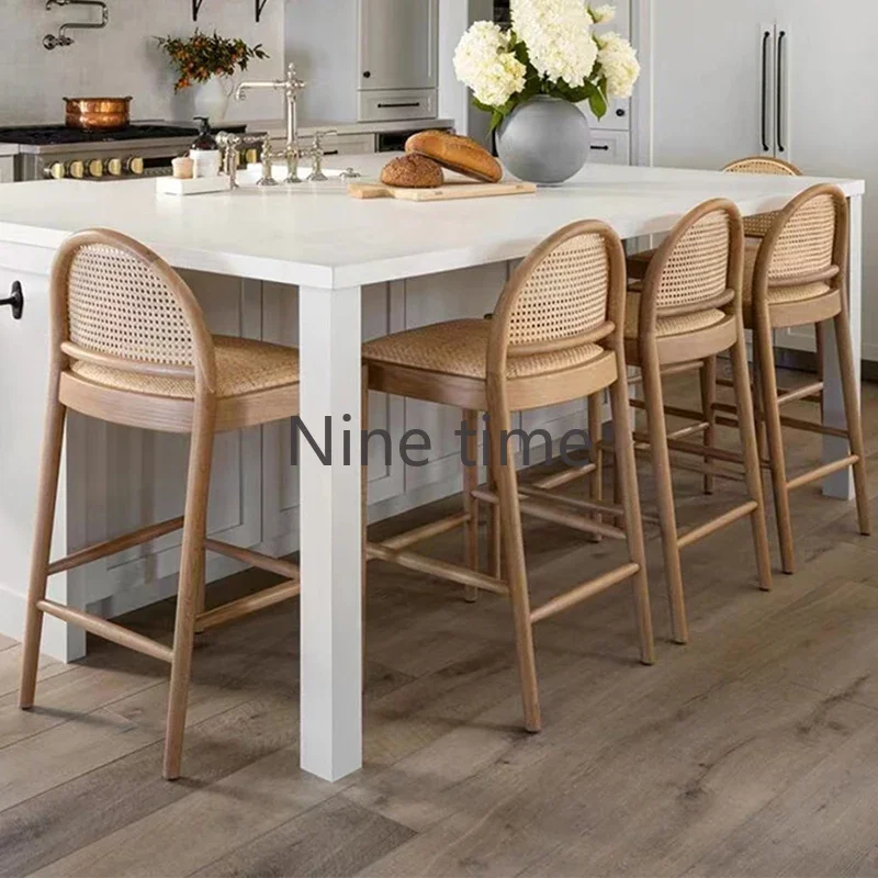 Chaise de bar en rotin et bois - Commercial Kitchen Designer avis et prix