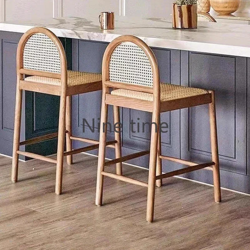 Chaise de bar en rotin et bois - Commercial Kitchen Designer avis et prix